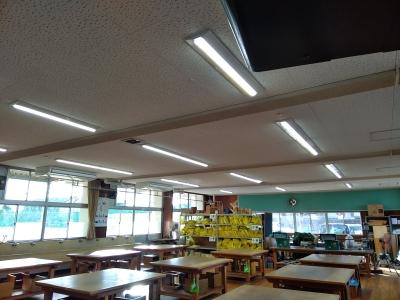 倉敷市立北中学校南校舎便所ほか改修電気設備工事