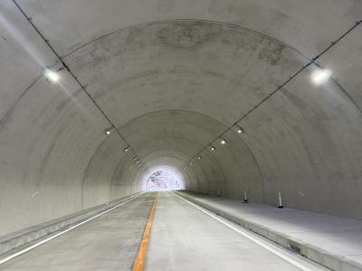 公共道路工事（トンネル照明設備）